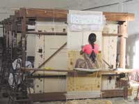 makalu weaving process